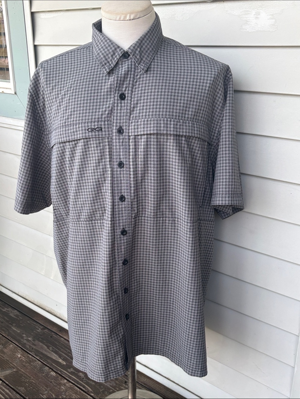 Gameguard Men's Gray Check Short-Sleeve Button-Up Shirt.  2X.
